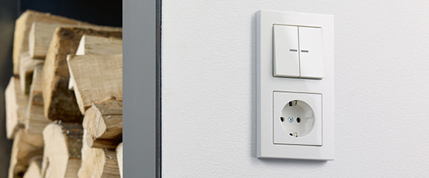 JUNG KNX Taster F 10 bei Kothhuber Elektro in München